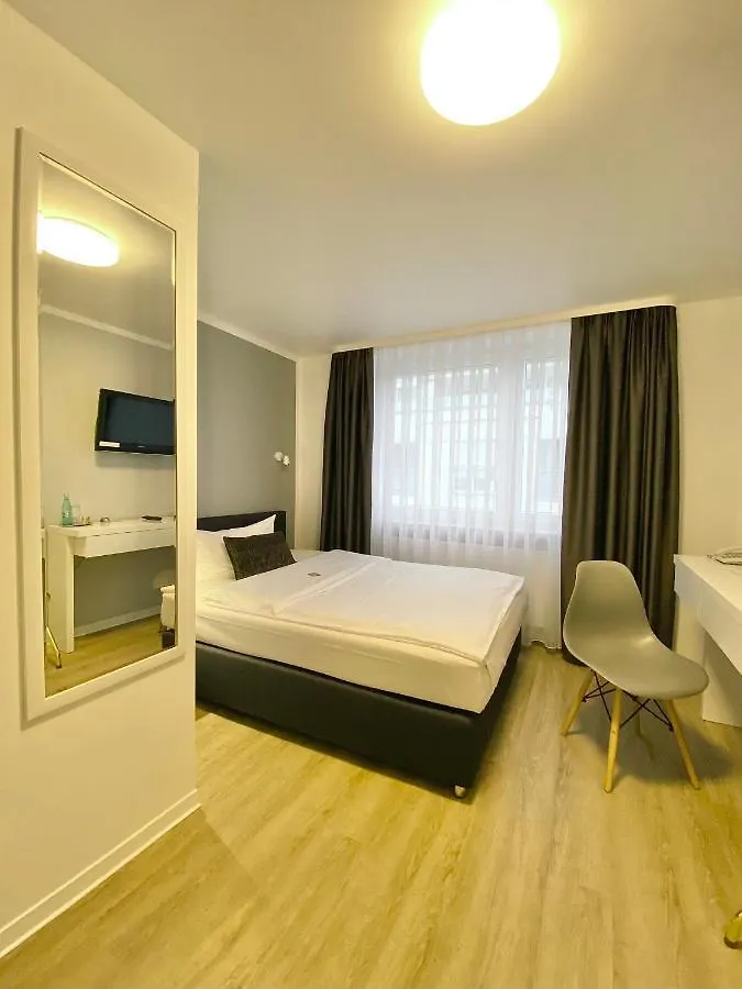 Russmann Hotel & Living Goldbach  Germania