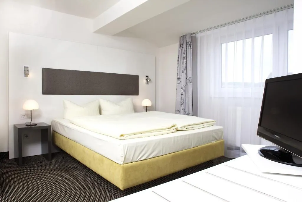 ***  Russmann Hotel & Living Goldbach  Germania